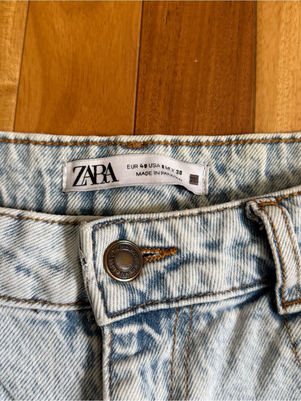 Zara High Rise Jeans - Picture 5 of 5